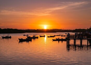 A cidade brasileira que tem o pôr do sol considerado um dos mais bonitos do mundo