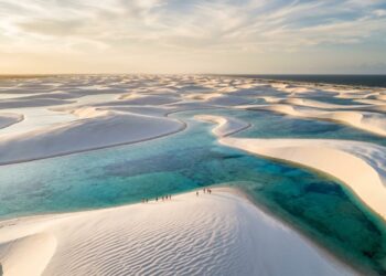 O único deserto do Brasil que tem lagoas de água doce no meio das dunas