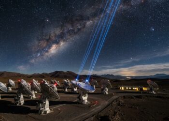 Devemos enviar sinais para alienígenas? Humanos enviaram mensagens para as estrelas na tentativa de se comunicar