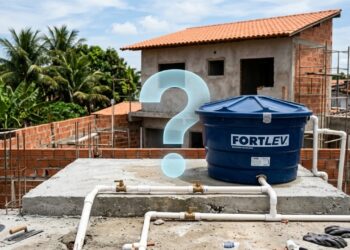 Qual o melhor material para caixa d'água: polietileno, fibra de vidro ou concreto?