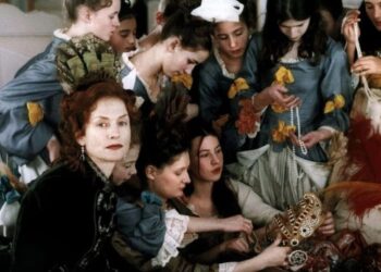 Joia do cinema de época retrata educação feminina, disputas de poder e romances na corte de Luís XIV