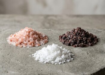 As 6 diferenças que separam o sal rosa, o sal negro e a flor de sal
