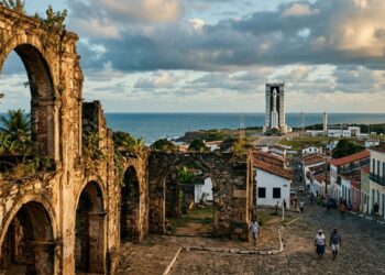 Ruínas antigas escondem uma cidade preparada para lançar foguetes