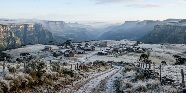Uma cidade entre cânions vê a neve voltar e guarda o ponto mais elevado do estado