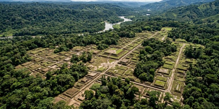 Cidade de 2.500 anos, com mais de 6 mil estruturas, revela antiga rede urbana escondida sob a Amazônia equatoriana