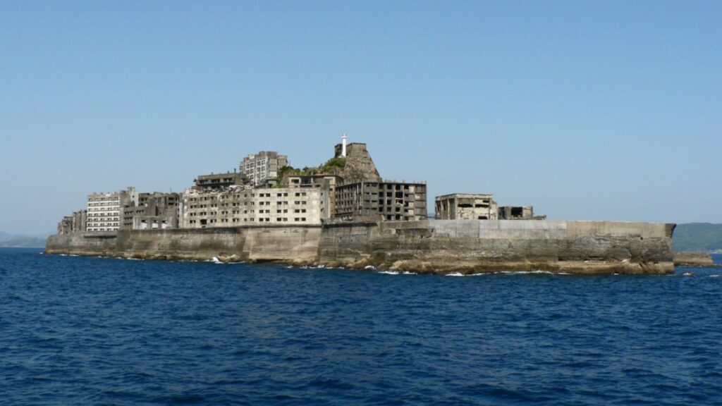 A cidade abandonada que o Japão quer transformar em patrimônio e que inspirou um filme famoso