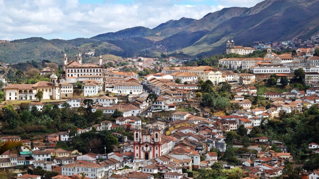 Entre ladeiras e igrejas, uma cidade guarda o traçado secreto deixado pela corrida do ouro