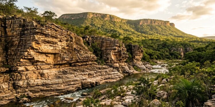 Um município no pé de uma chapada permite visitar no mesmo dia uma floresta nacional, um geossítio, um museu de fósseis e camadas de rocha que registram parte da separação entre América do Sul e África