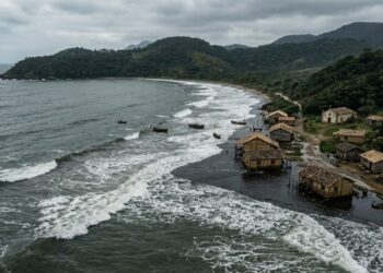 A cidade submersa no litoral de São Paulo que mergulhadores amadores redescobriram em 2024: as ruínas estão a 8 metros de profundidade e os arqueólogos ainda discutem se é colonial ou anterior