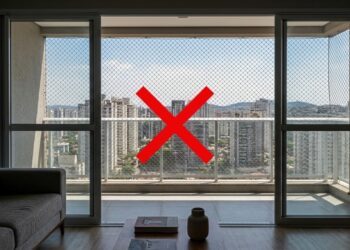 Adeus, tela de proteção que escurece a varanda: a rede invisível de aço inox que protege sem bloquear a vista nem o vento