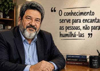 Mário Sérgio Cortella, filósofo brasileiro: "O conhecimento serve para encantar as pessoas, não para humilhá-las" — a frase que deveria estar na parede de todo chefe que corrige o funcionário na frente dos outros, de todo pai que compara filho com sobrinho e de todo professor que faz piada com a dúvida do aluno