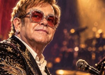 Citação do dia de Elton John: “Demorei 16 anos para dizer aquelas três palavras: ‘Preciso de ajuda’” — Lições de vida de uma frase inspiradora do lendário cantor e compositor sobre vulnerabilidade, pedir ajuda, autoaceitação, resiliência, cura, coragem, relacionamentos e crescimento pessoal