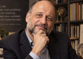 Clóvis de Barros Filho e a Filosofia da Alegria, em reflexão sobre a felicidade: “Felicidade é aquele instante de vida que de tão bom você deseja que durasse para sempre.”