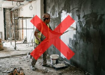 Pintor com 20 anos de obra repete o mesmo aviso: tinta aplicada em reboco novo antes de 28 dias pode descascar em poucos meses