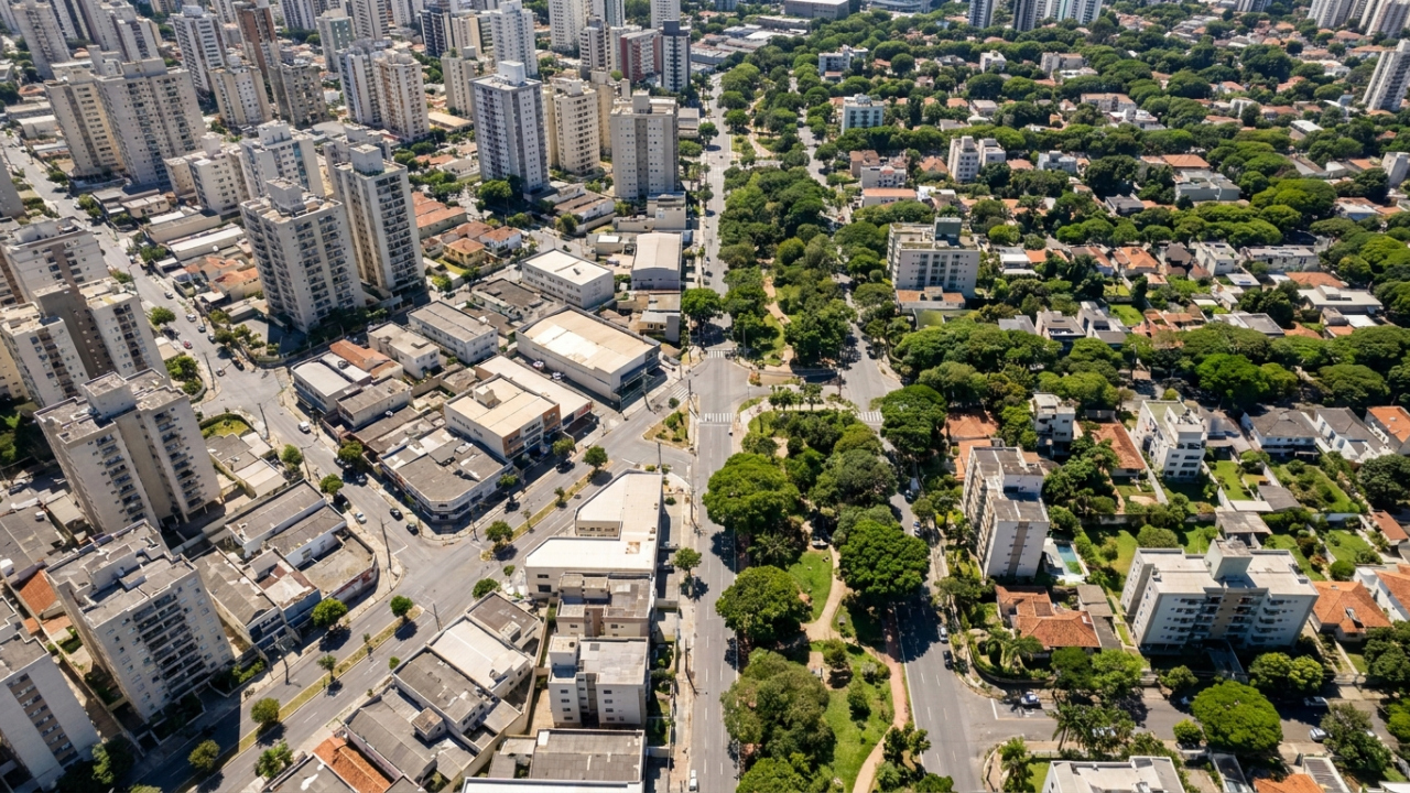 Duas regiões da mesma cidade podem registrar sensações térmicas muito diferentes porque concreto, prédios e vegetação mudam a maneira como cada bairro acumula calor