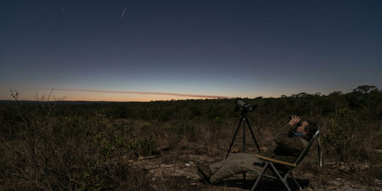 O fim da madrugada pode oferecer céu mais favorável após o ocaso lunar - Imagem criada por inteligência artificial (ChatGPT / Olhar Digital)
