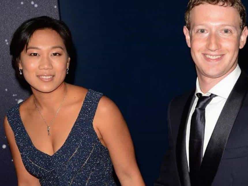 20190429011017_860_645 Mark Zuckerberg constrói 'caixa de sono' para ajudar a esposa