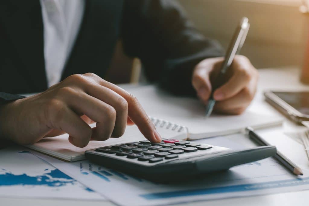 Cálculos de investimentos para declaração do Imposto de Renda