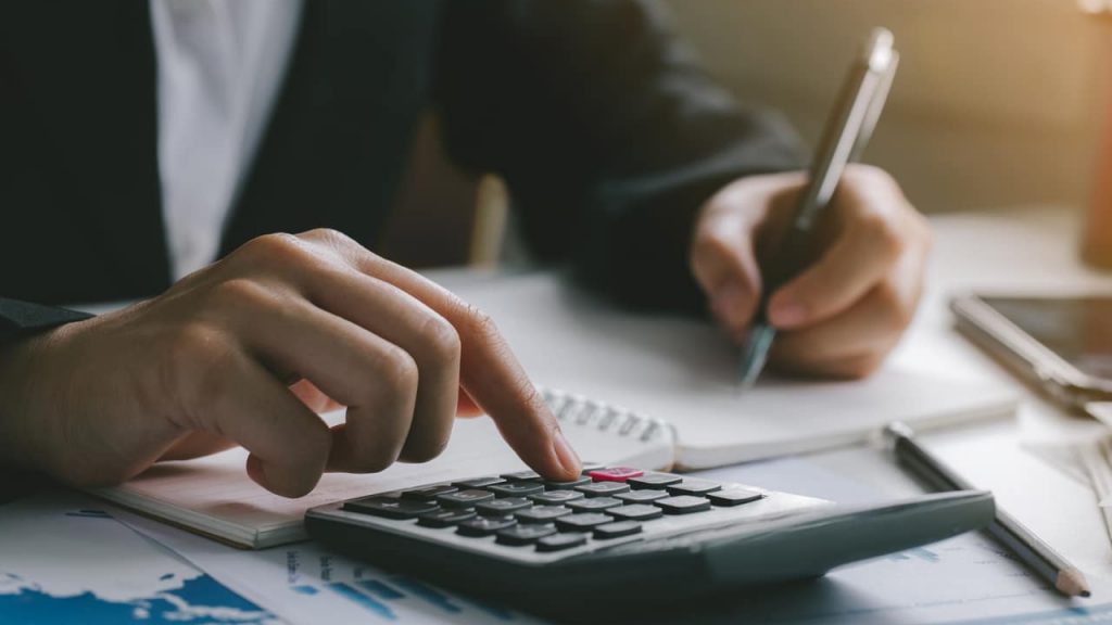 Cálculos de investimentos para declaração do Imposto de Renda