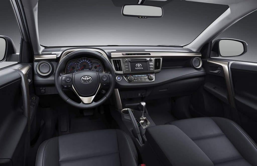 O problema foi encontrado nas SUVs fabricadas entre 2013 e 2018. FOTO: Toyota/Divulgação