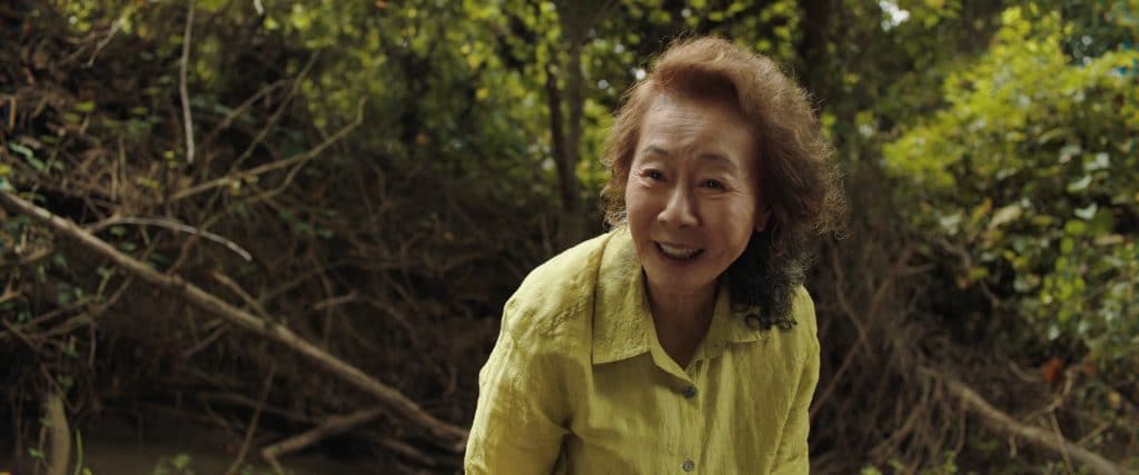 Yuh-Jung Youn em ‘Minari. Imagem:  Plan B Entertainment/Divulgação