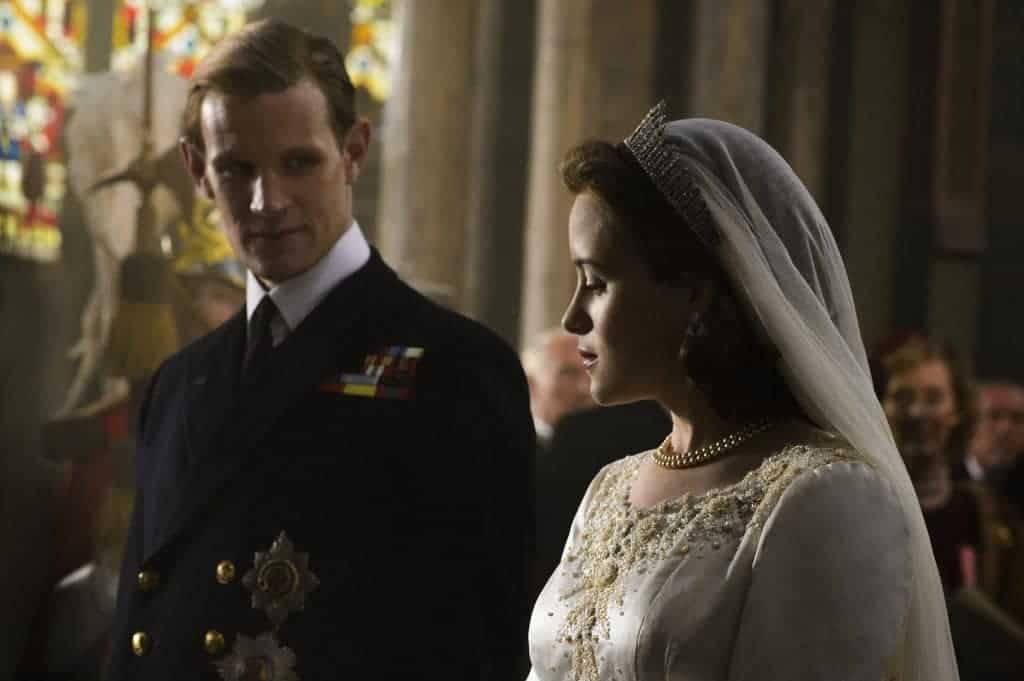 Claire Foy como Elizabeth II e Matt Smith como Philip, Duque de Edinburgo, em 'The Crown'. Imagem: Alex Bailey/Netflix