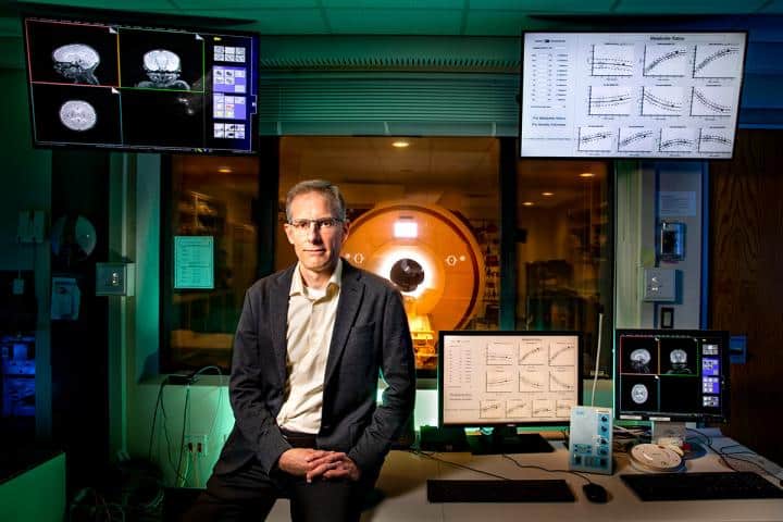 Cientistas criam ferramenta para analisar informações do cérebro de crianças e bebês