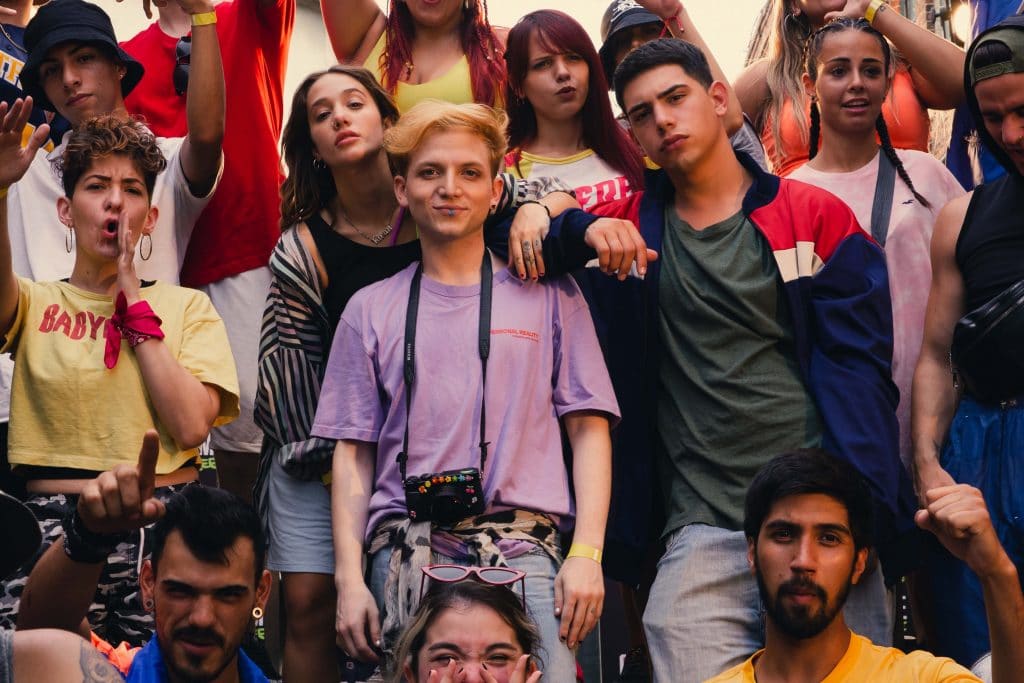 O drama jovem e musical "Días de Gallos" (Argentina). Imagem: HBO Max/Divulgação