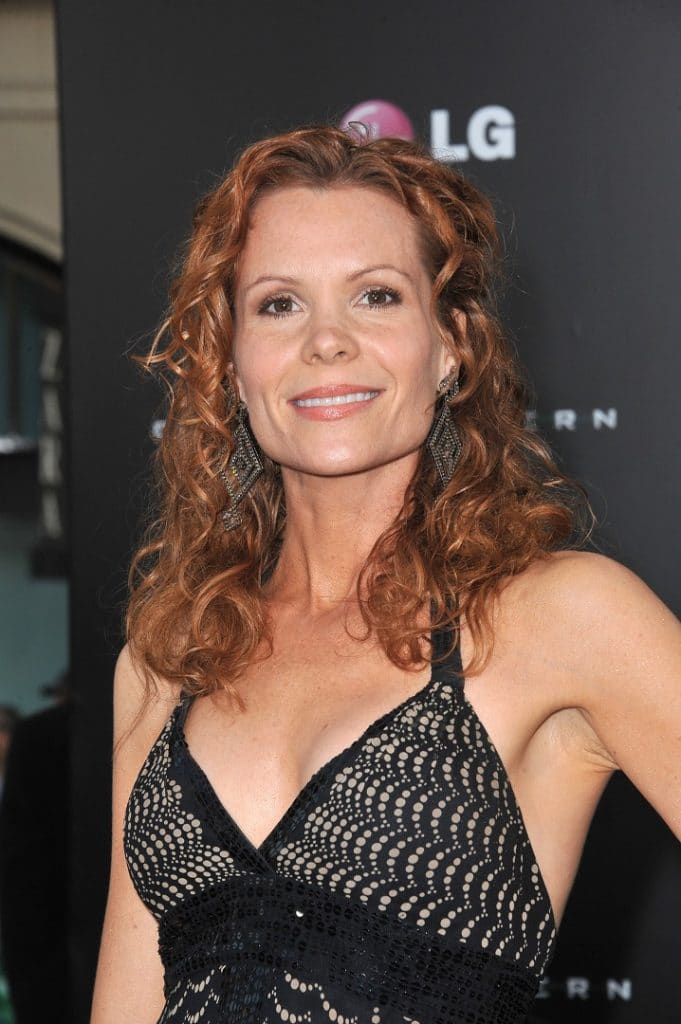 Robyn Lively na estreia mundial de "Lanterna Verde". Imagem: Paul Smith/Featureflash/Shutterstock