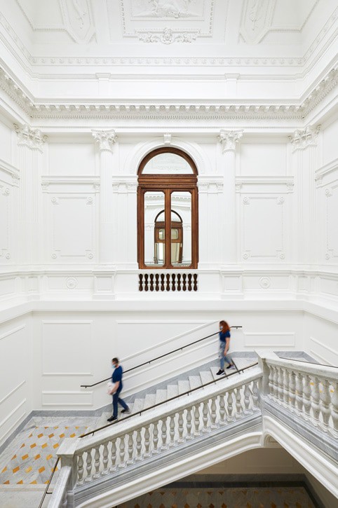 Nova loja da Apple em Roma: Apple Via del Corso. Imagem: Apple
