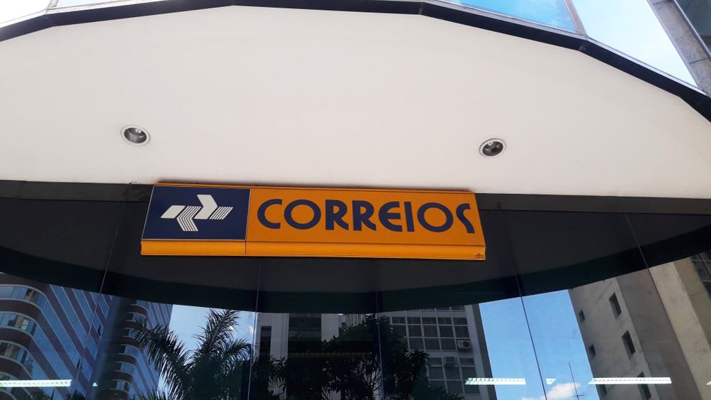 Fachada de uma agência dos Correios