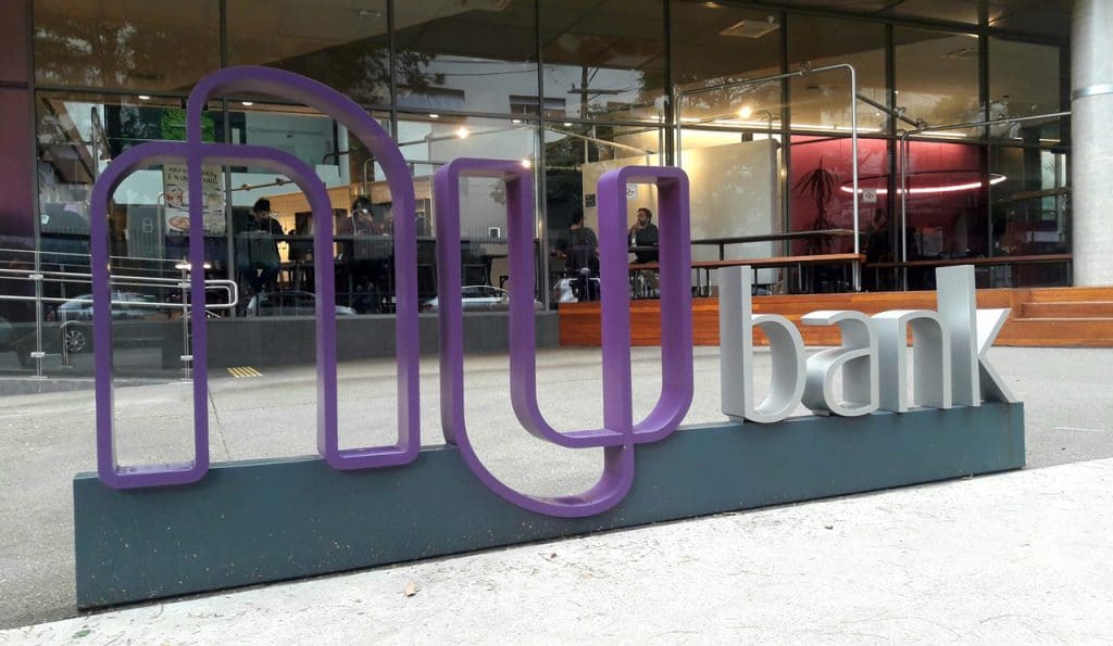 Nubank fecha parceria com Magalu e ingressa no e-commerce