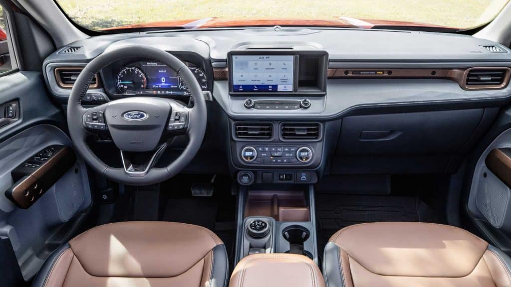 Ford Maverick é embutido de tecnologia dentro de cabine. Imagem: Divulgação