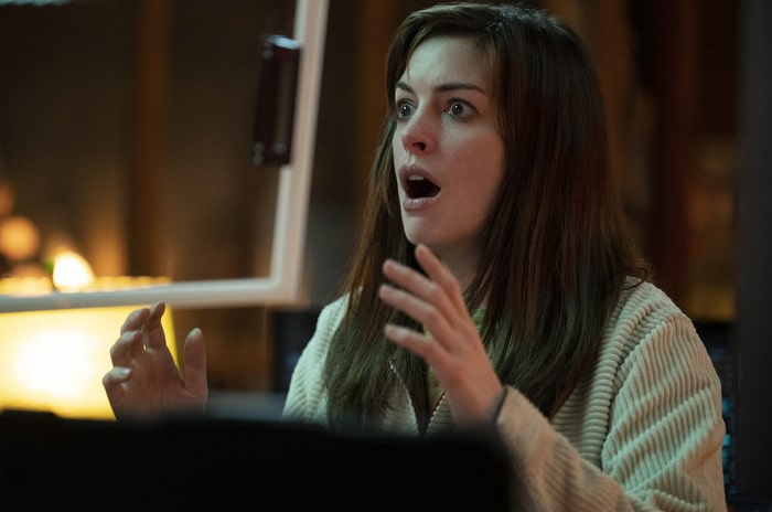 Anne Hathaway é Leah em 'Solos'. Imagem: Jason LaVeris/Amazon Studios