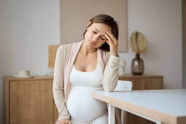Grávidas com enxaqueca apresentam maior risco de complicações
