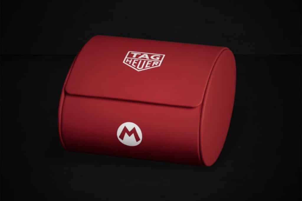 Em parceria com a empresa suíça de relógios de luxuosos Tag Heuer, a Nintendo lançará um relógio temático dele: o icônico Super Mario. Imagem: Tag Heuer/Divulgação