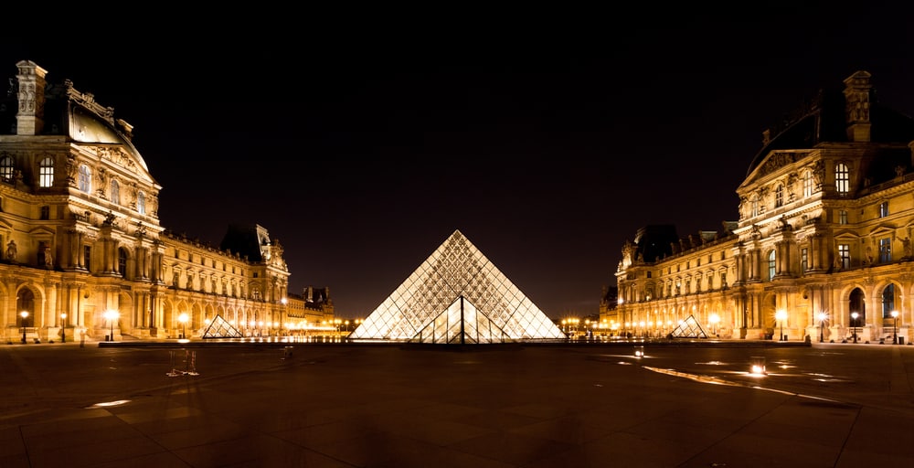 Louvre em Paris, na França