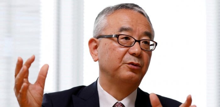 Imagem mostra o Doutor Isao Teshirogi, CEO da empresa japonesa Shionogi, que está testando uma pílula contra a Covid-19 em humanos.