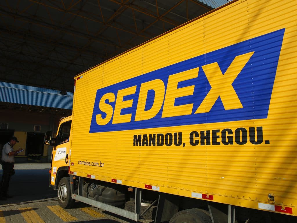 caminhão do sedex
