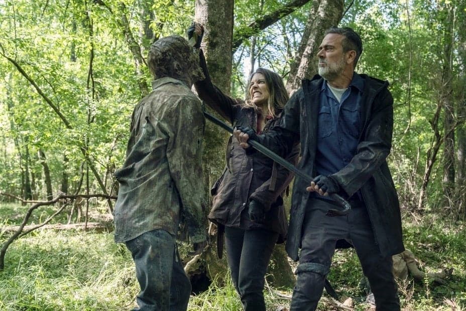 Maggie e Negan lutam juntos em imagens da última temporada de The Walking Dead