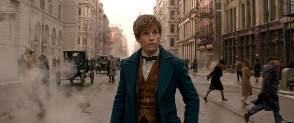 Eddie Redmayne como Newt Scamander em 'Animais Fantásticos e Onde Habitam'
