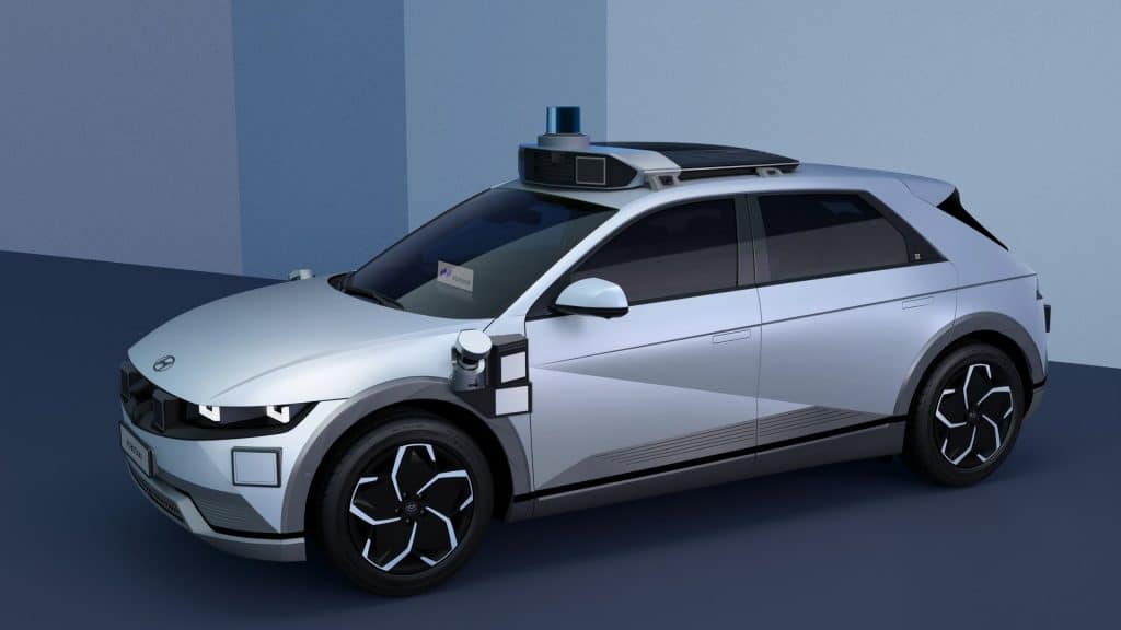 Imagem mais por cima do carro da Hyundai que será o táxi autônomo da Lyft