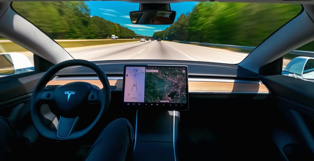 Tesla Sistema de direção autônoma
