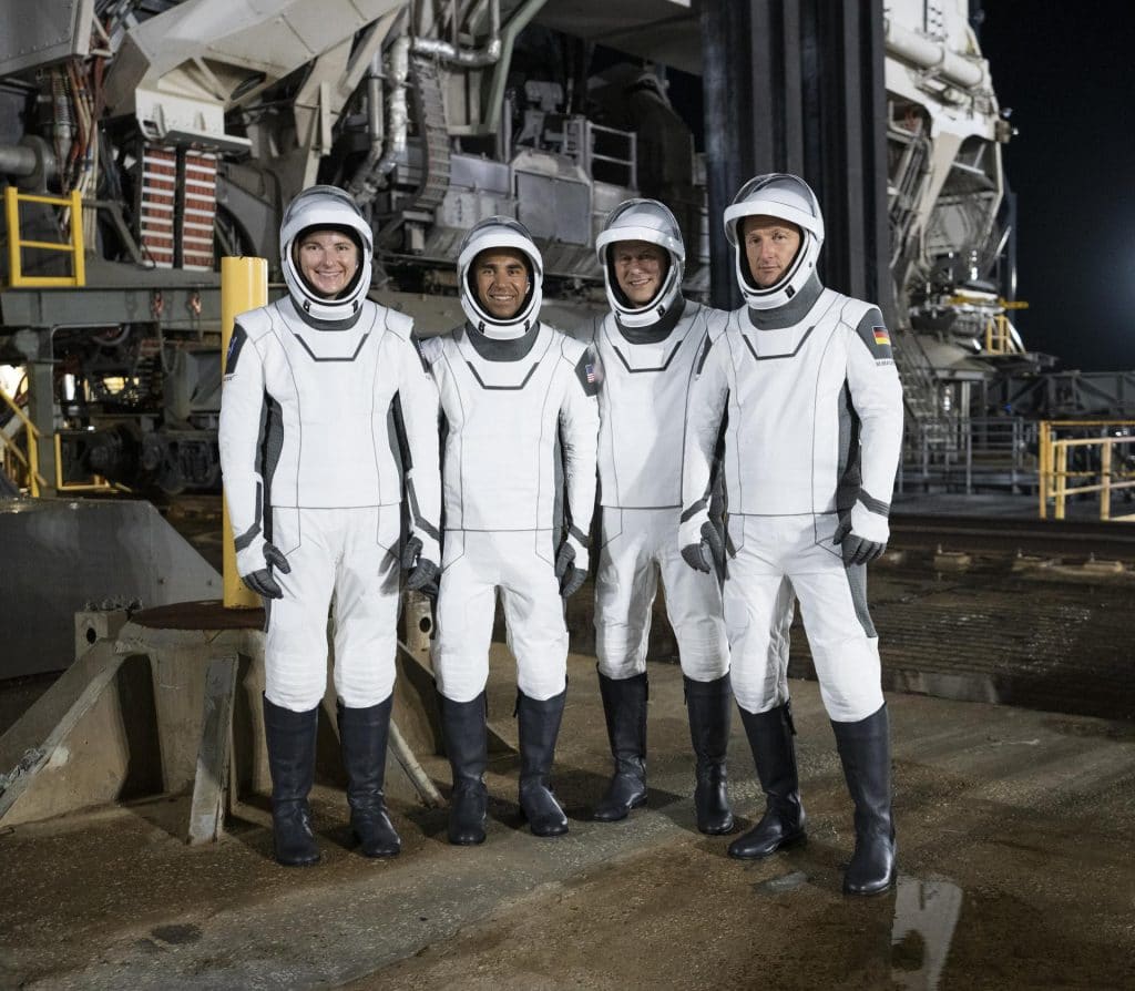 Astronautas da missão Crew-3 em ensaio para lançamento da missão