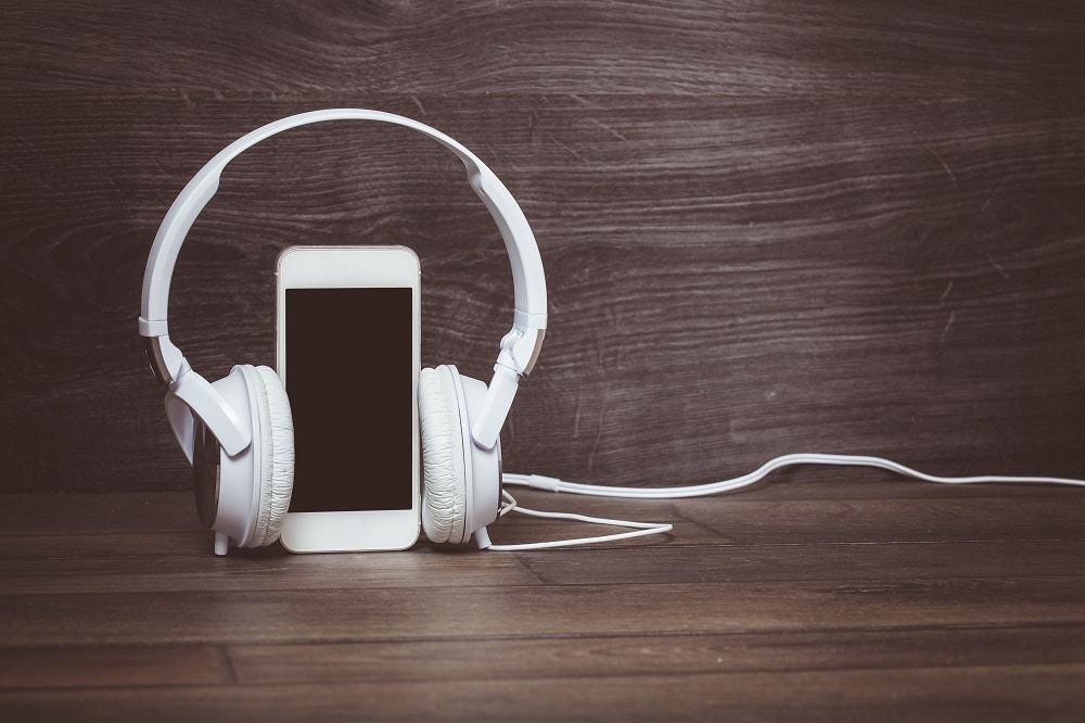celular tocando música