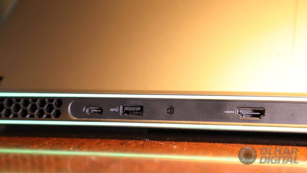 Alienware m15 R6 (Imagem: André Fogaça/Olhar Digital)