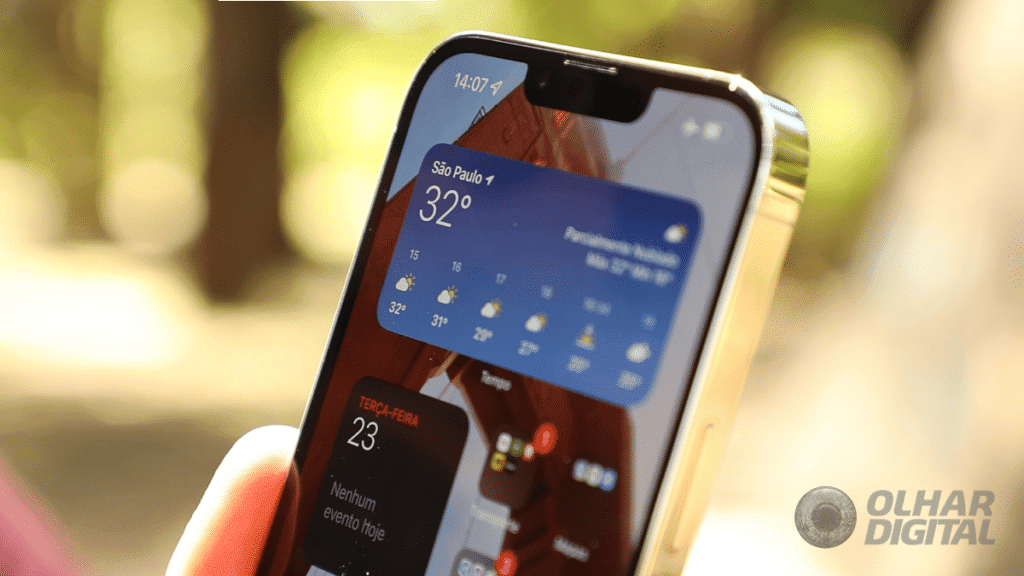 iPhone 13 Pro Max (Imagem: Mario Kurth/Olhar Digital)