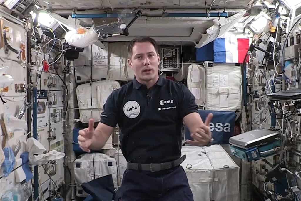 O astronauta Thomas Pesquet, da ESA, que afirmou que a Terra é "frágil" e pede por mais ações contra o aquecimento global