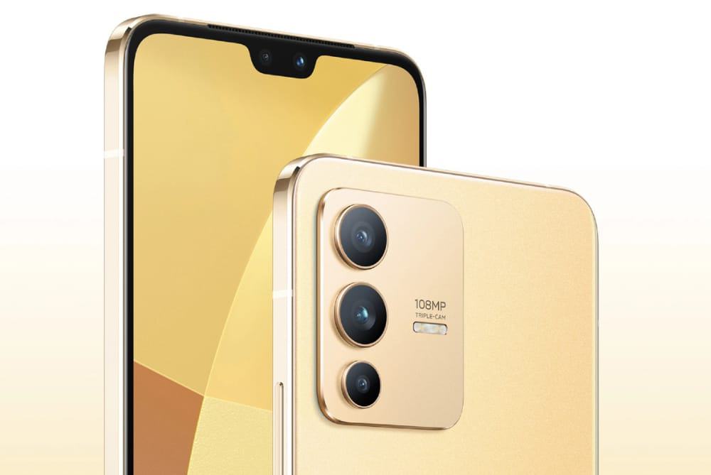 Vivo S12 tem bordas retas, mas também conta com o flash duplo para selfies