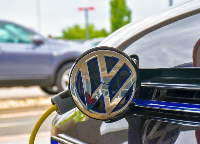 Volkswagen anuncia data para início da produção do ID.1, seu EV mais barato 